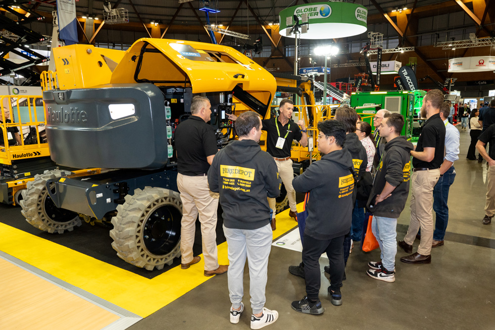20260601_hire26-haulotte-australia-booth-large